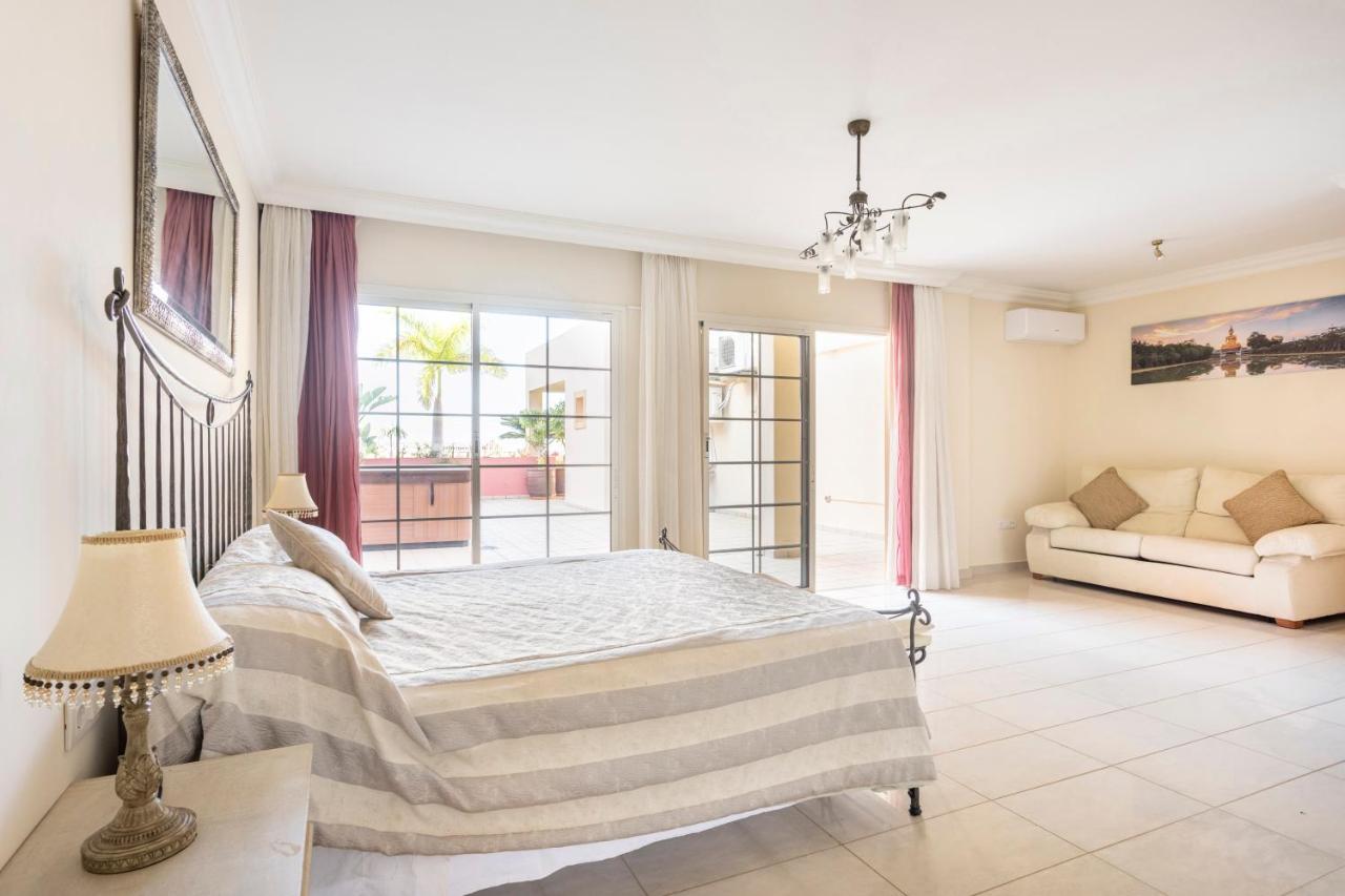 Terrazas Del Duque Sunset Apartment Адехе Экстерьер фото
